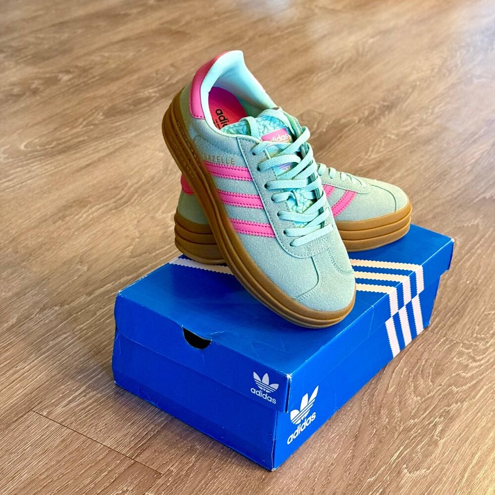 Adidas Women's Gazelle Bold Pulse Mint/Screaming Pink Size US 6.5